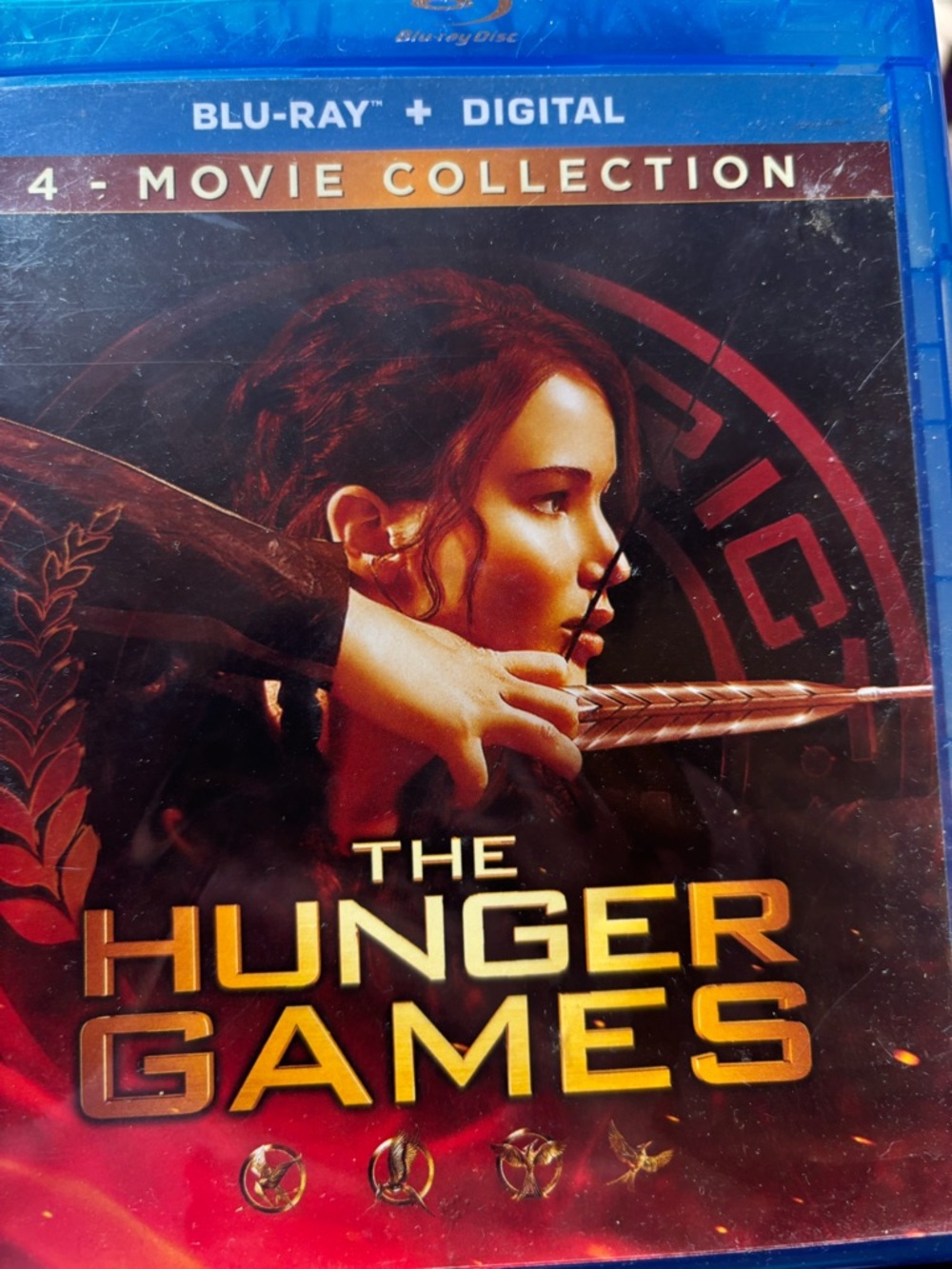 The Hunger Games 4-Movie Collection Blu-ray + Digital - Red